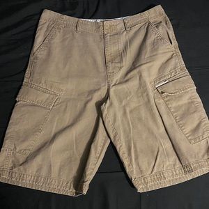 Khaki Vans Shorts With Knitted Skull